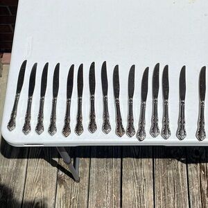 Mansion Hall Dinner Knives Vintage Oneida Flatware